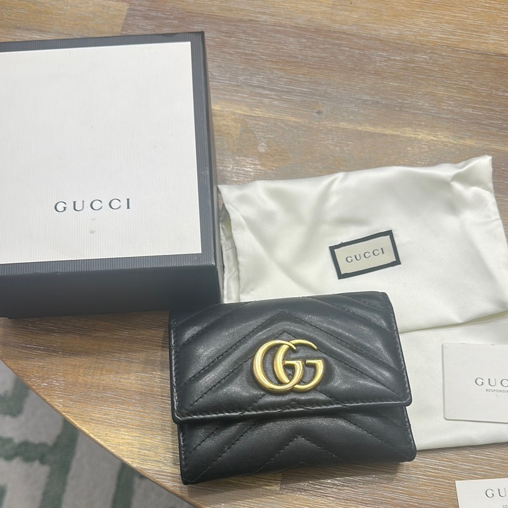 Gucci GG Marmont quilted leather wallet
